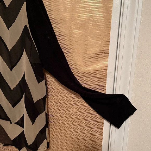 NEW DIRECTIONS~ SHEER TOPPER~COVERUP~XL - Picture 4 of 6